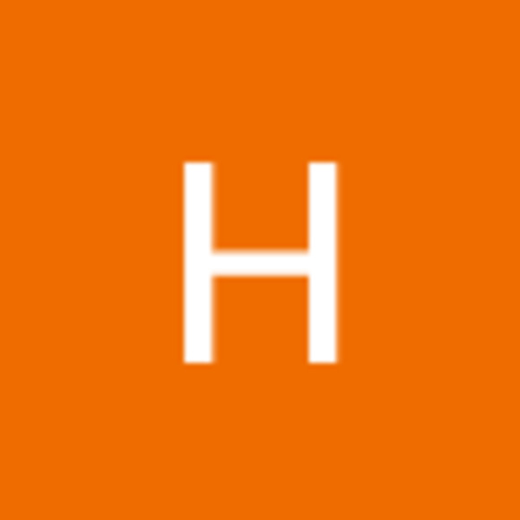 Meet your Posher, Hillary - Picture 1 of 1